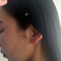 dr Button Hair Band