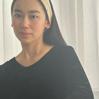 dr Button Hair Band