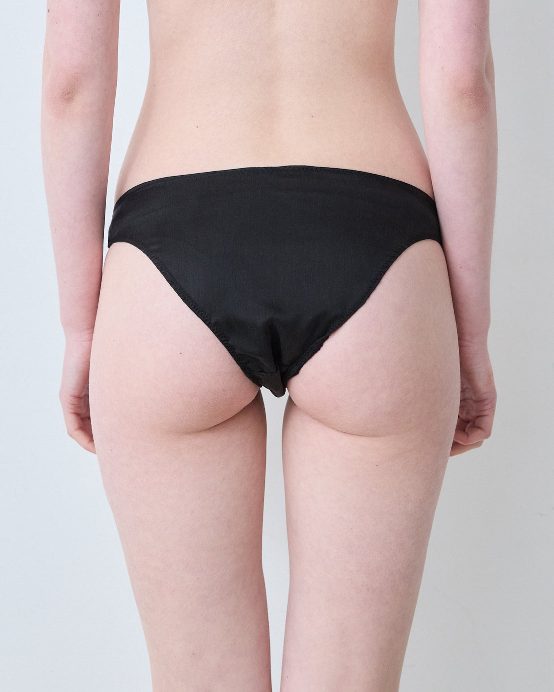 【NEW】Silk Brief Shorts