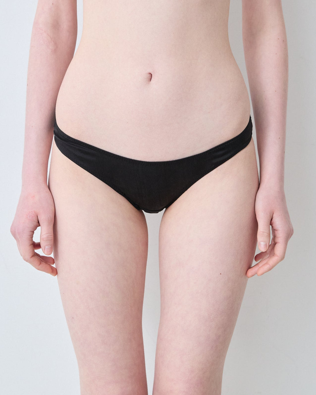 【NEW】Silk Brief Shorts