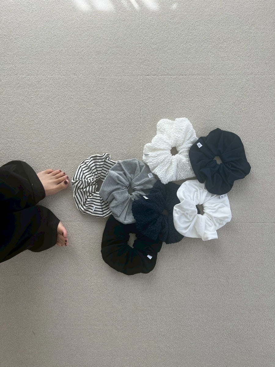 【NEW】draw Tag Big ChouChou ( Size:XL )