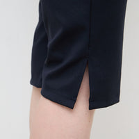 【NEW】Capri Pants