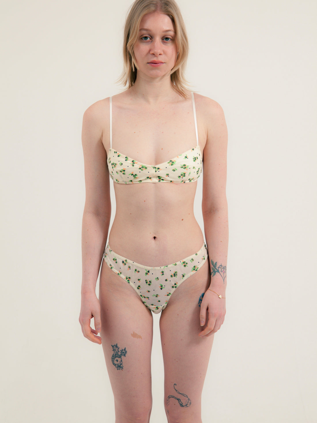 【NEW】 Dots Flower Bra