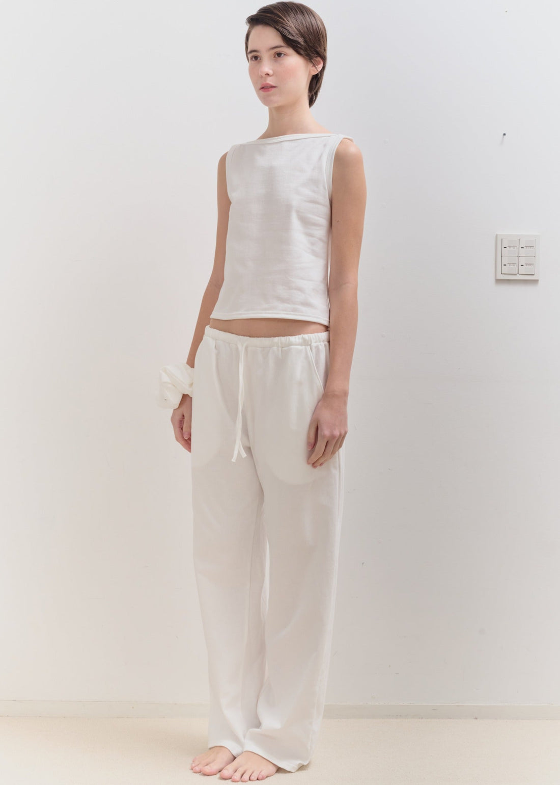 【NEW】Cotton Boat Neck Tanktop