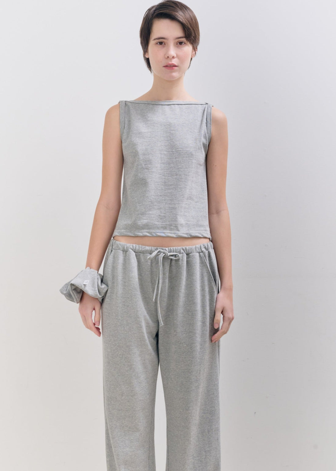 【NEW】Cotton Boat Neck Tanktop