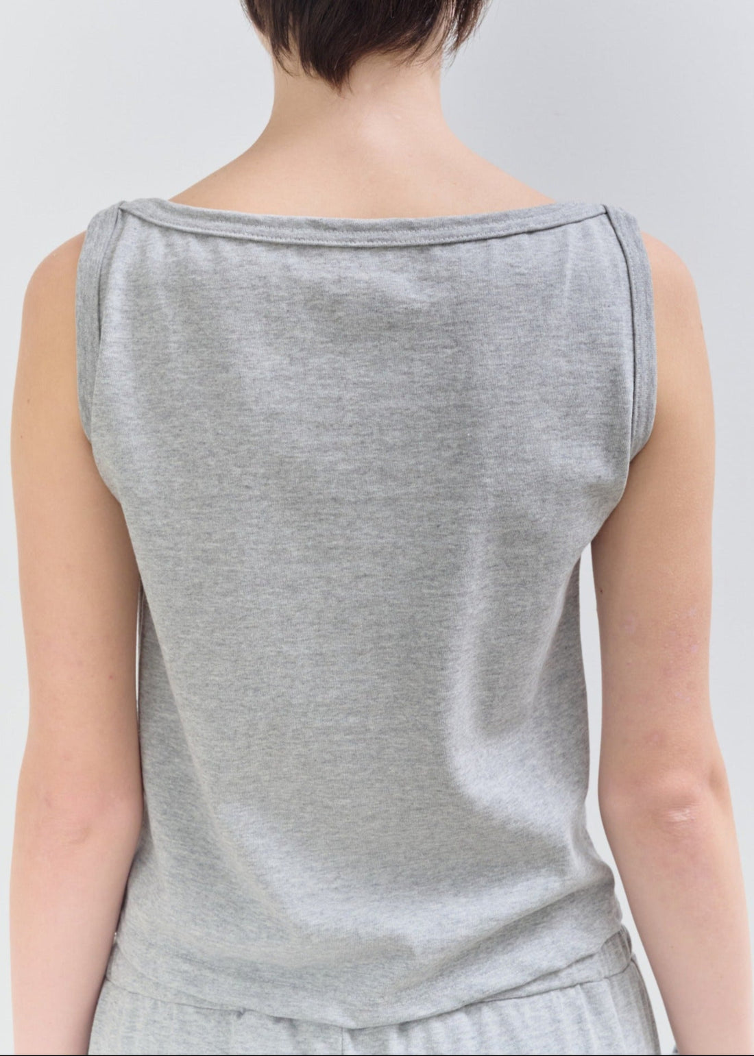 【NEW】Cotton Boat Neck Tanktop