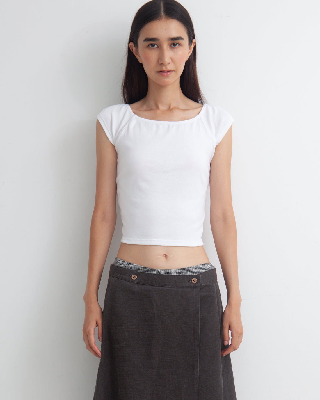 【NEW】Round Cut Tee