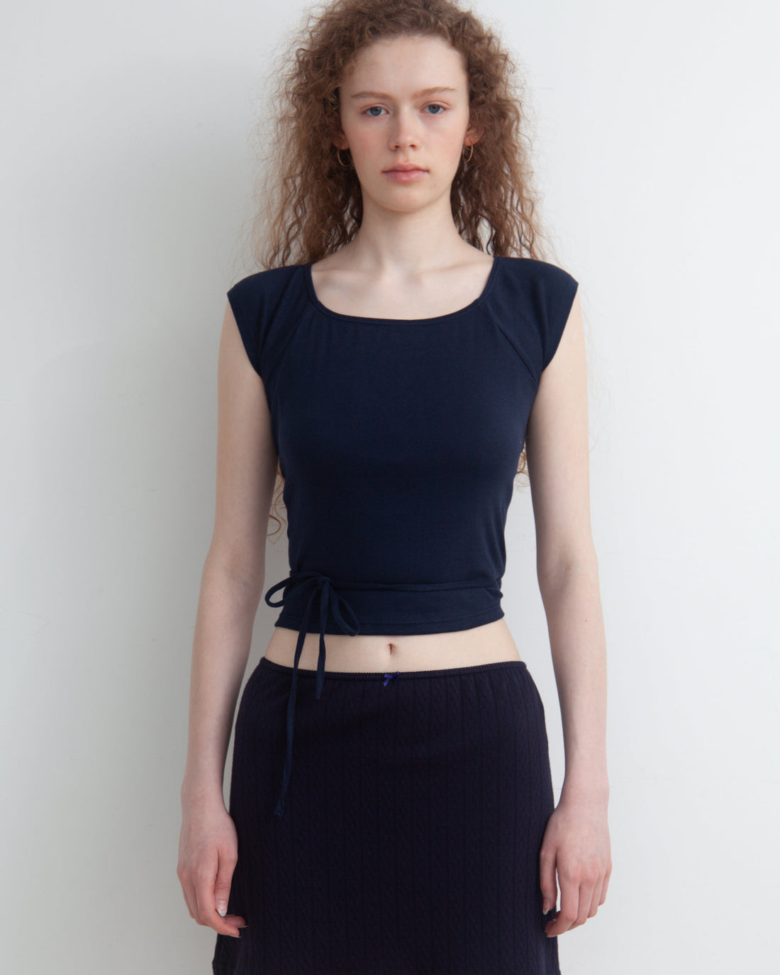 【NEW】Round Cut Tee
