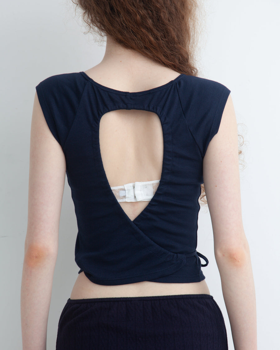 【NEW】Round Cut Tee