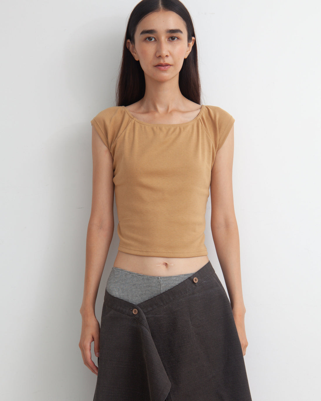 【NEW】Round Cut Tee