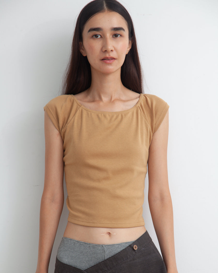 【NEW】Round Cut Tee