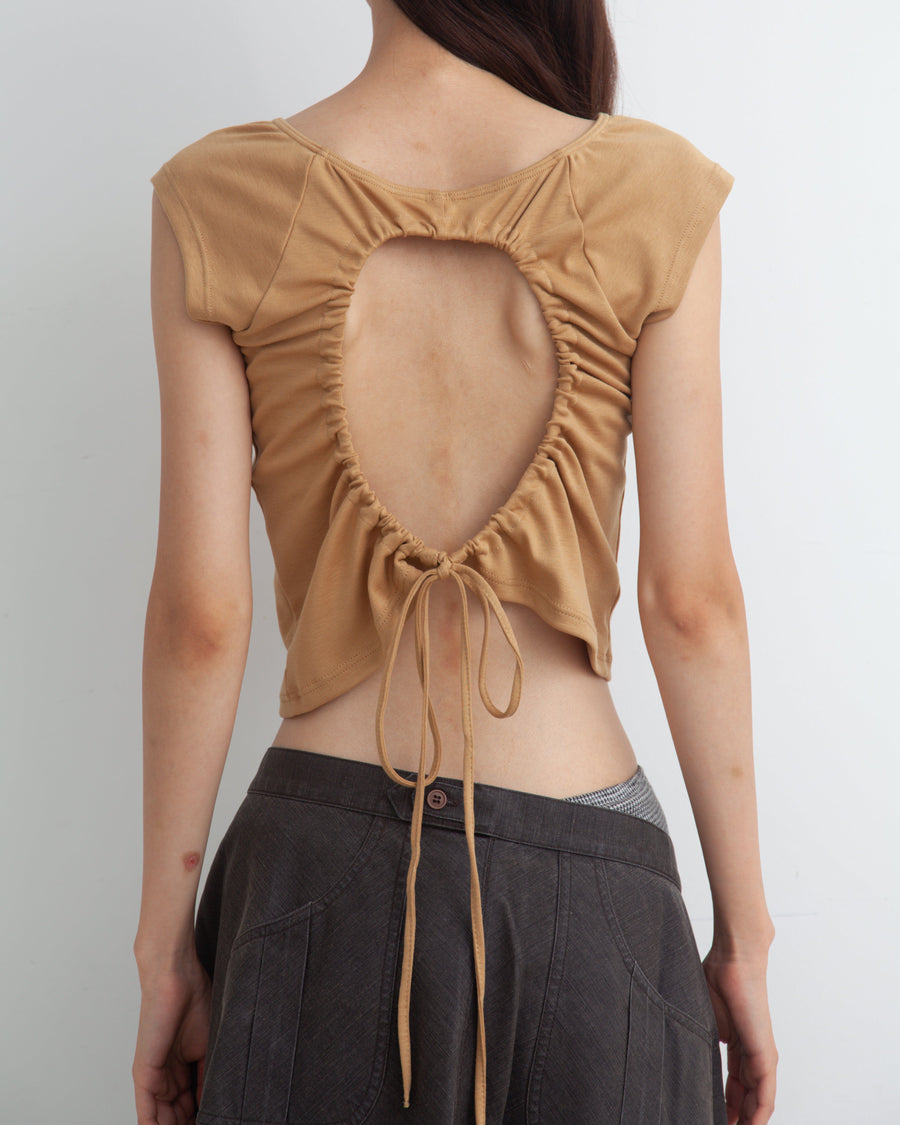 【NEW】Round Cut Tee