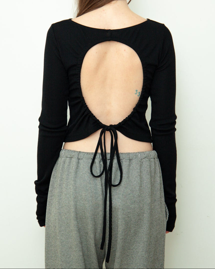 【NEW】Round Cut Knit