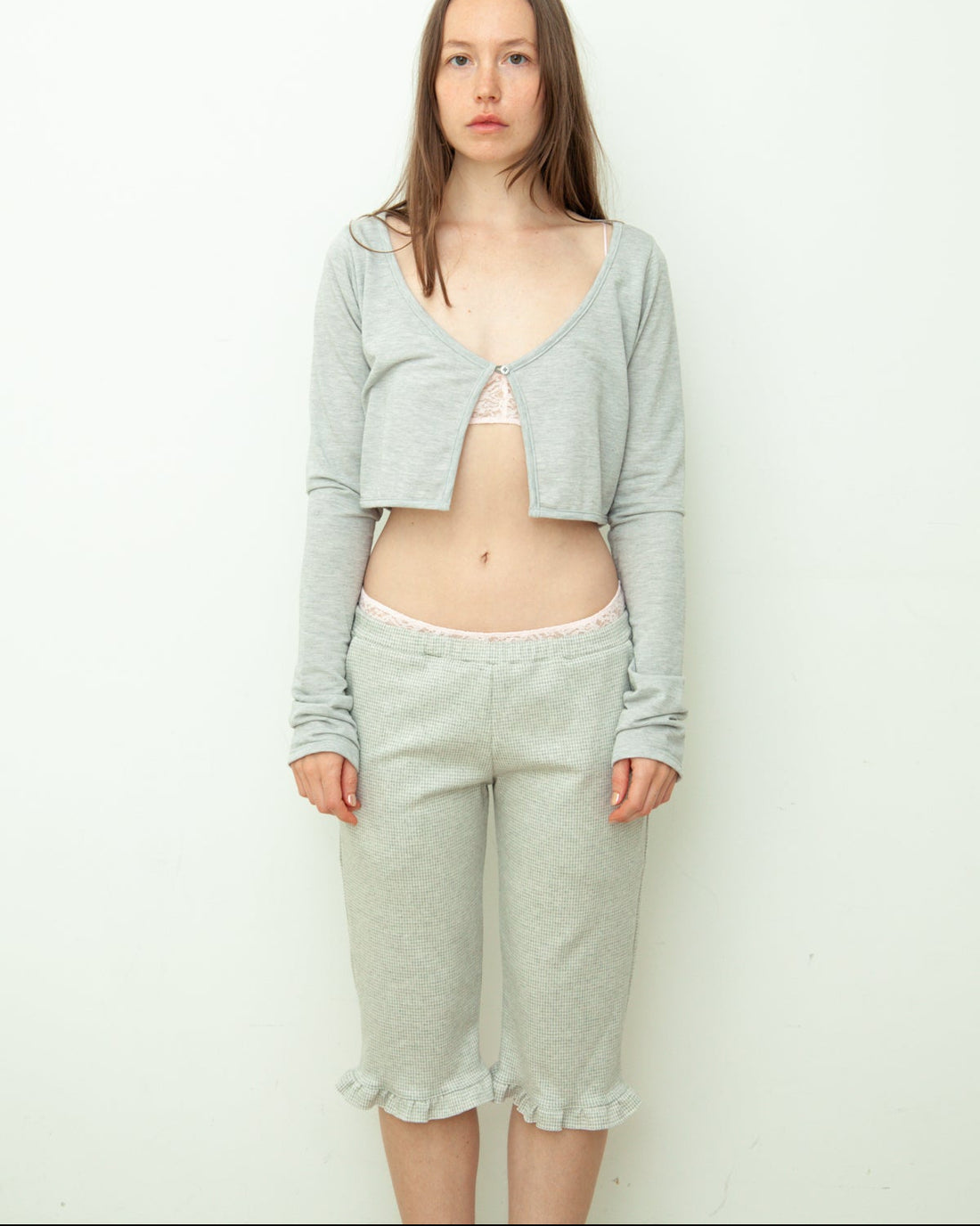 【NEW】Capri Pants