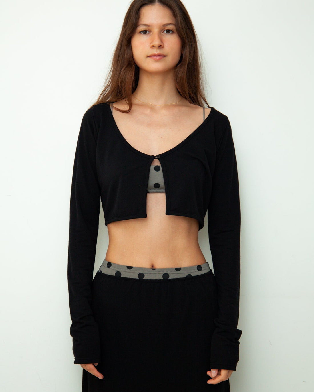 【NEW】Cropped Cardigan