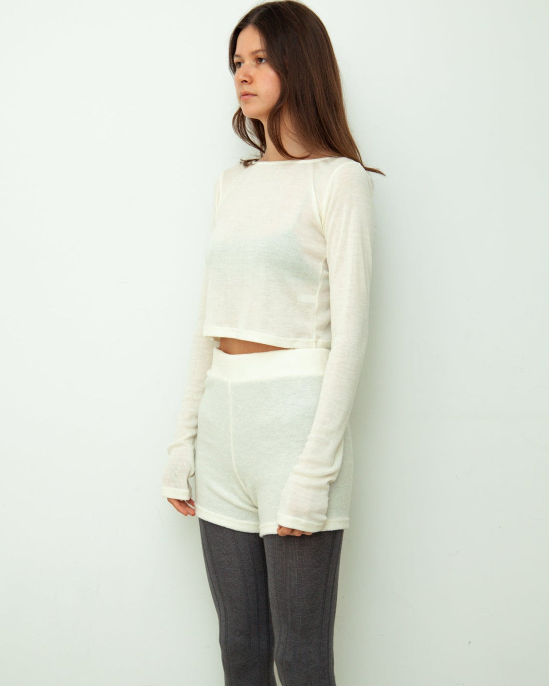 【NEW】Round Cut Knit